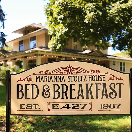 Bed and Breakfast Marianna Stoltz House